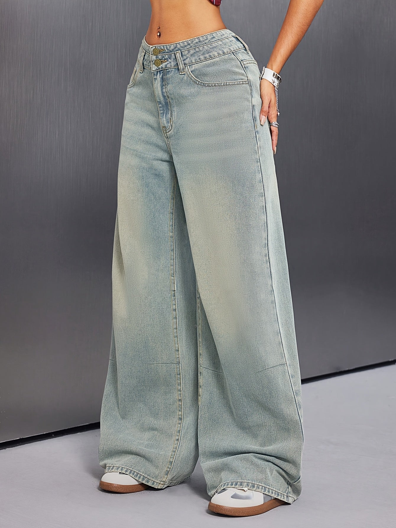Jean style garçon, bleu clair, rétro en denim, coupe droite, large, décontracté pour femmes