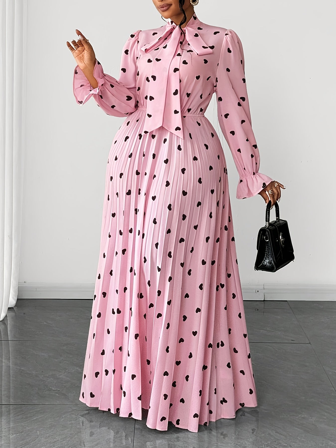 Robe A-Line à Manches Longues Tendance pour Femmes, Grande Taille, avec un Imprimé Style Princesse et un Col Montant
