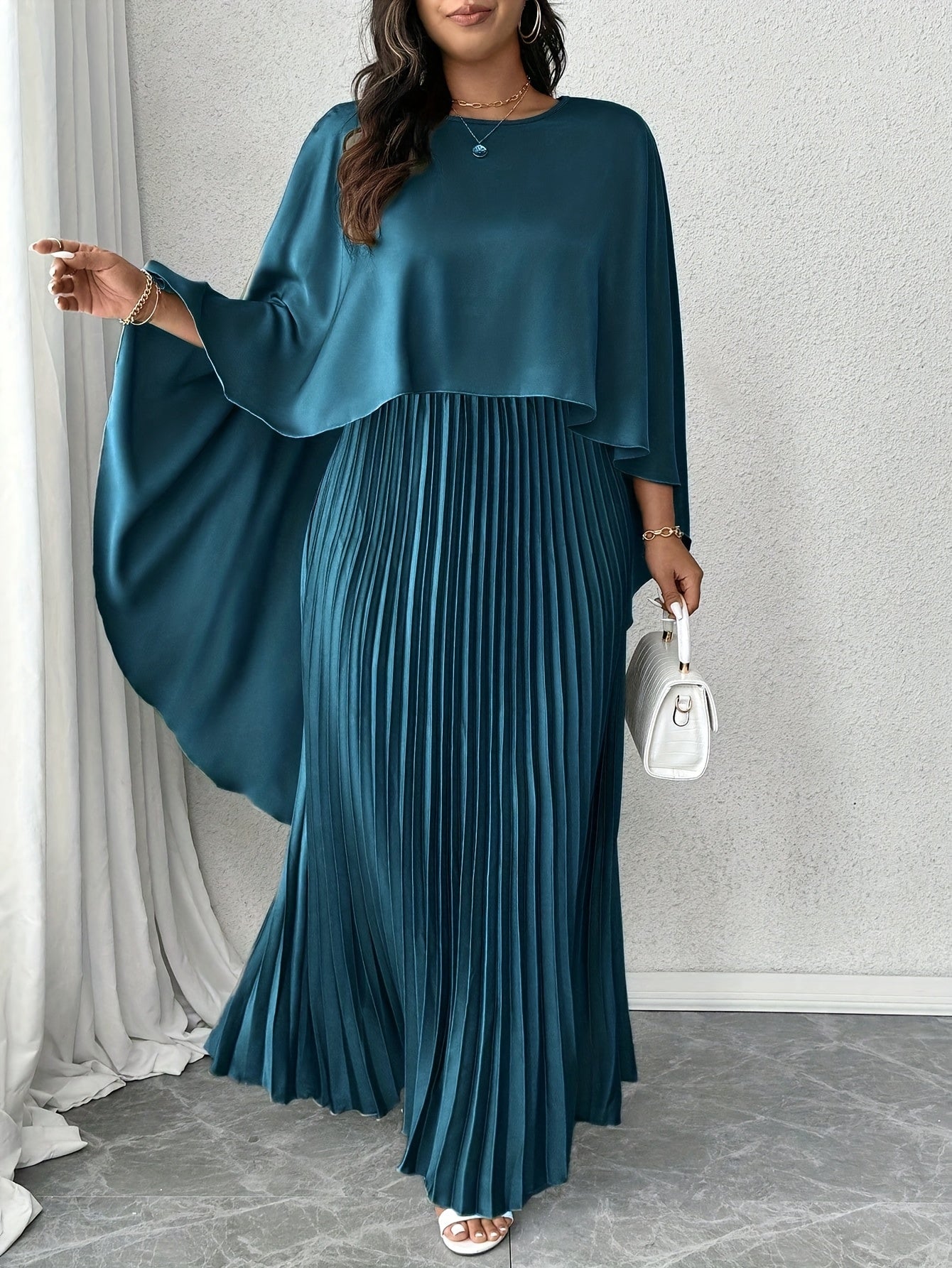 Robe plissée , haut chauve souris ,ample style cape, élégant à superposition