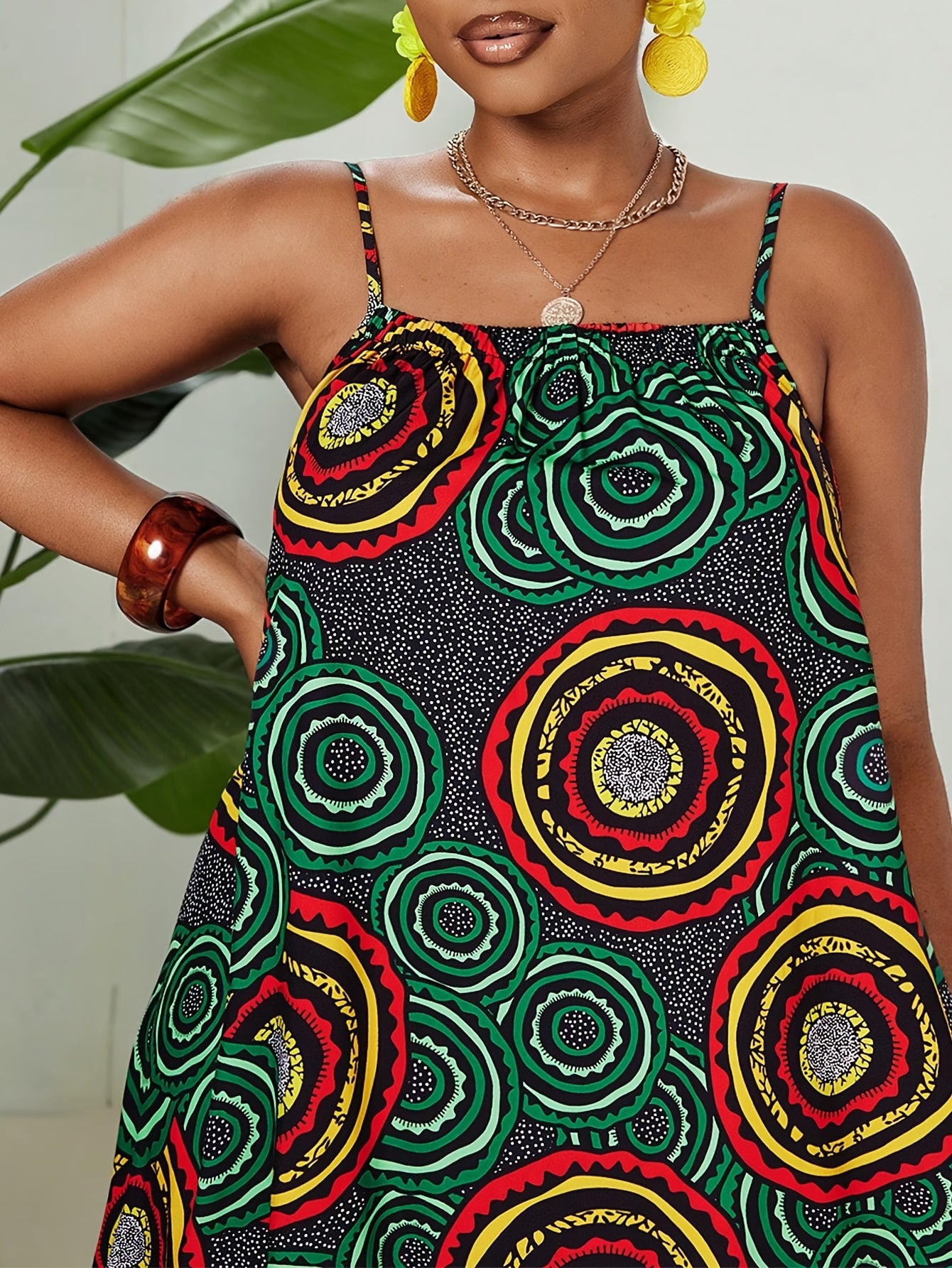 Robe à fleur colorée à épaules dénudées