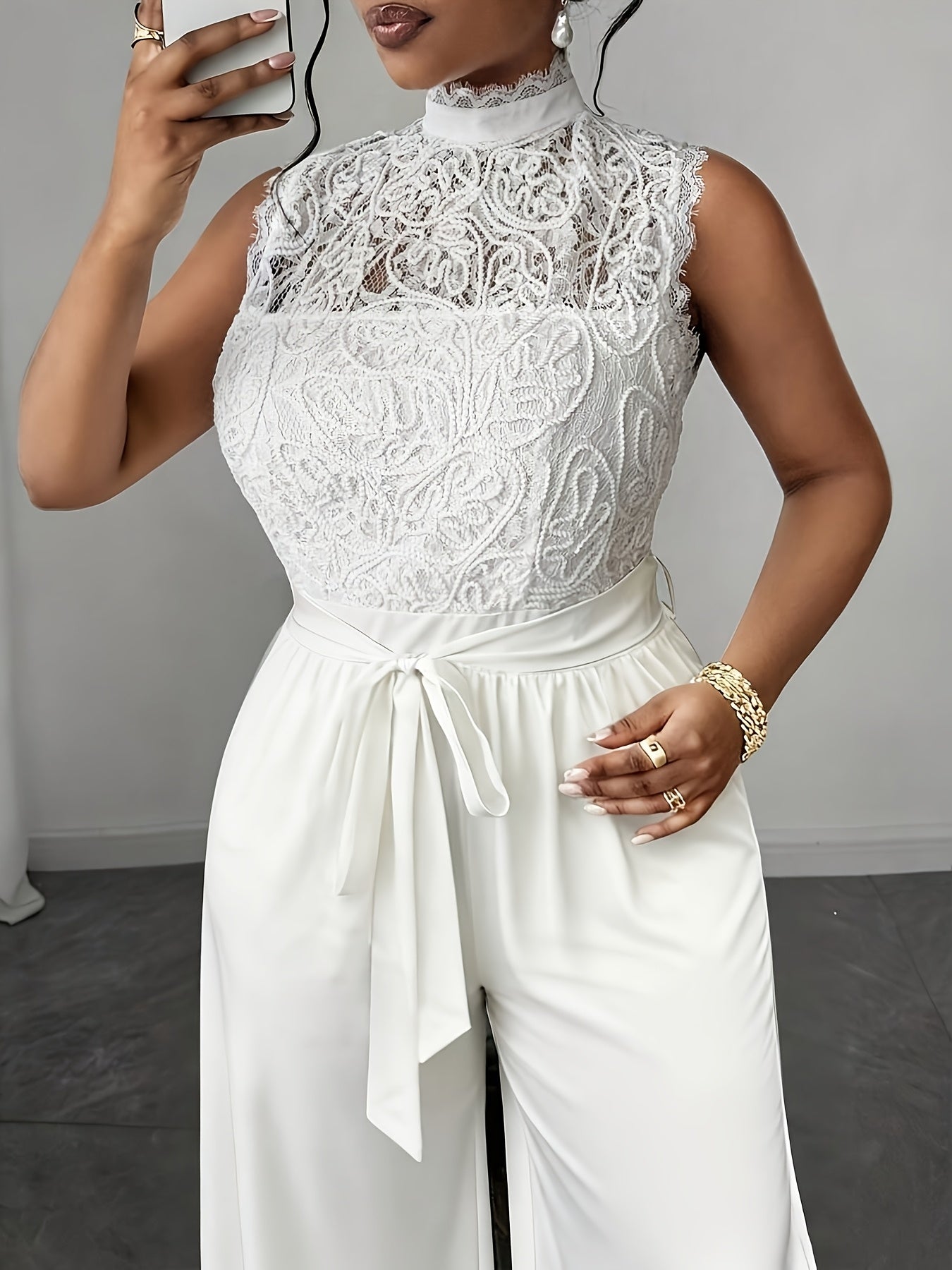 Combinaison femme élégant , col haute dentelle, Sans Manches