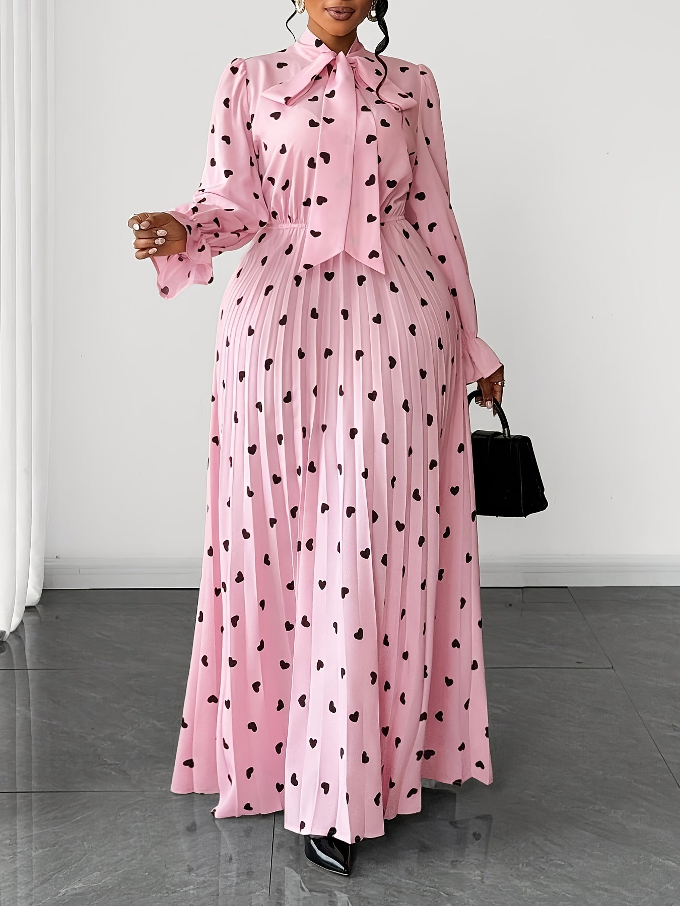 Robe A-Line à Manches Longues Tendance pour Femmes, Grande Taille, avec un Imprimé Style Princesse et un Col Montant
