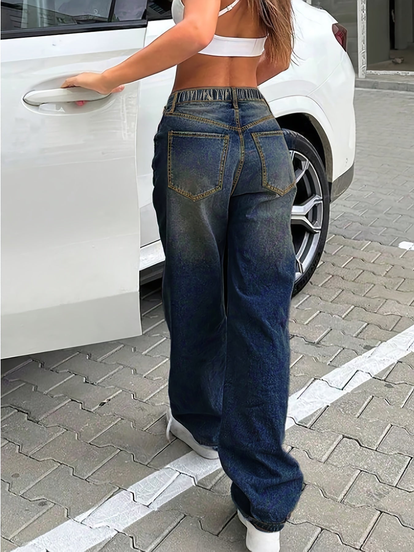 Jean délavée, taille haute et jambes larges pour femmes Gris ciment, coupe droite, tissu non extensible