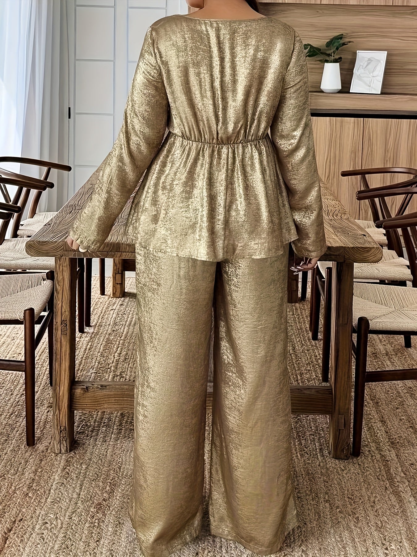 Ensemble haut à col carré brillant doré et pantalon large ,style élégant et tendance