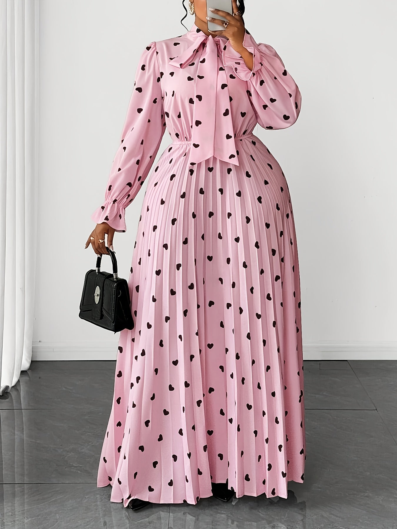 Robe A-Line à Manches Longues Tendance pour Femmes, Grande Taille, avec un Imprimé Style Princesse et un Col Montant