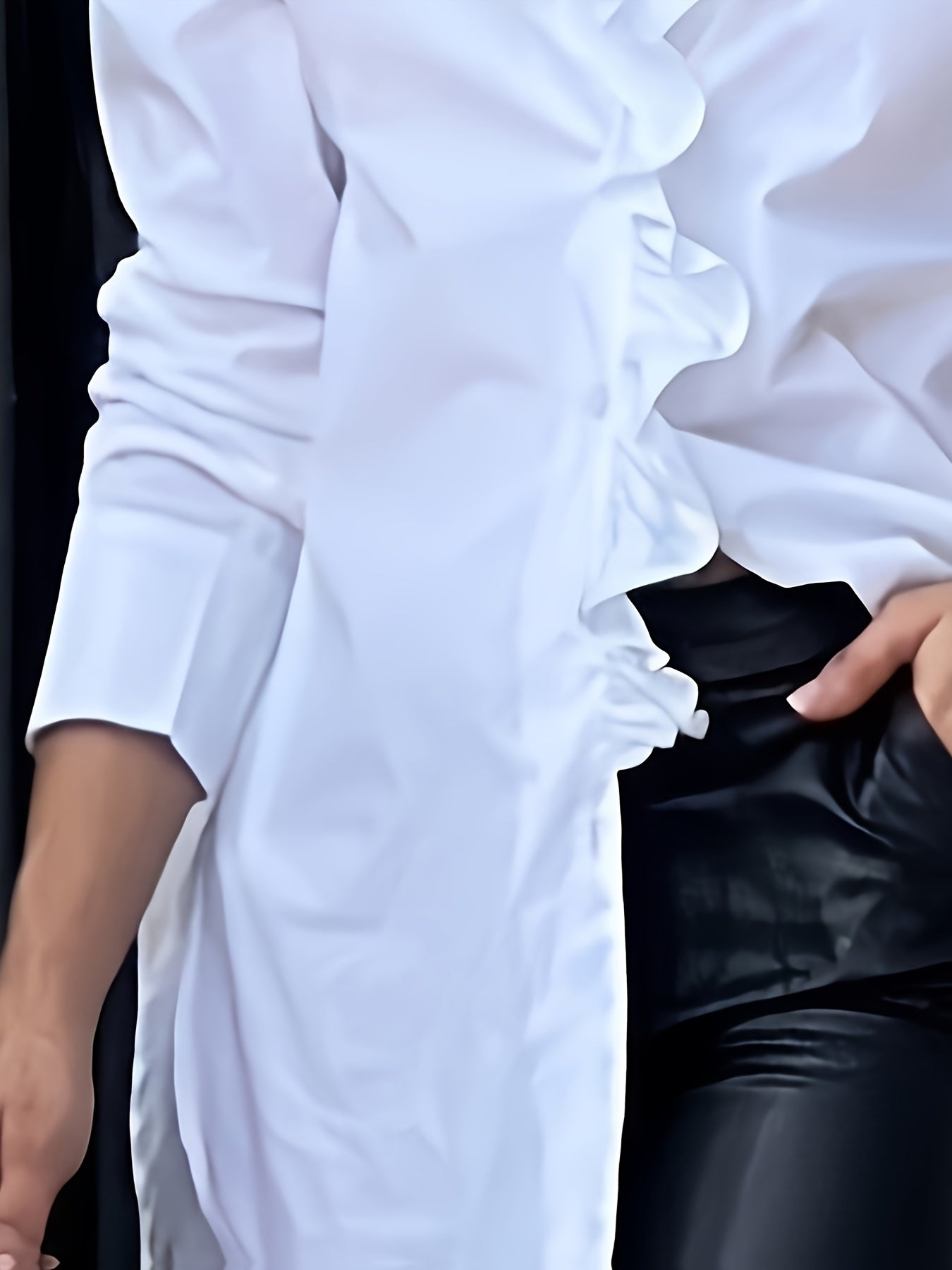 Chemise à Col Volanté et Manches Bouffantes Taille Grande avec Ceinture