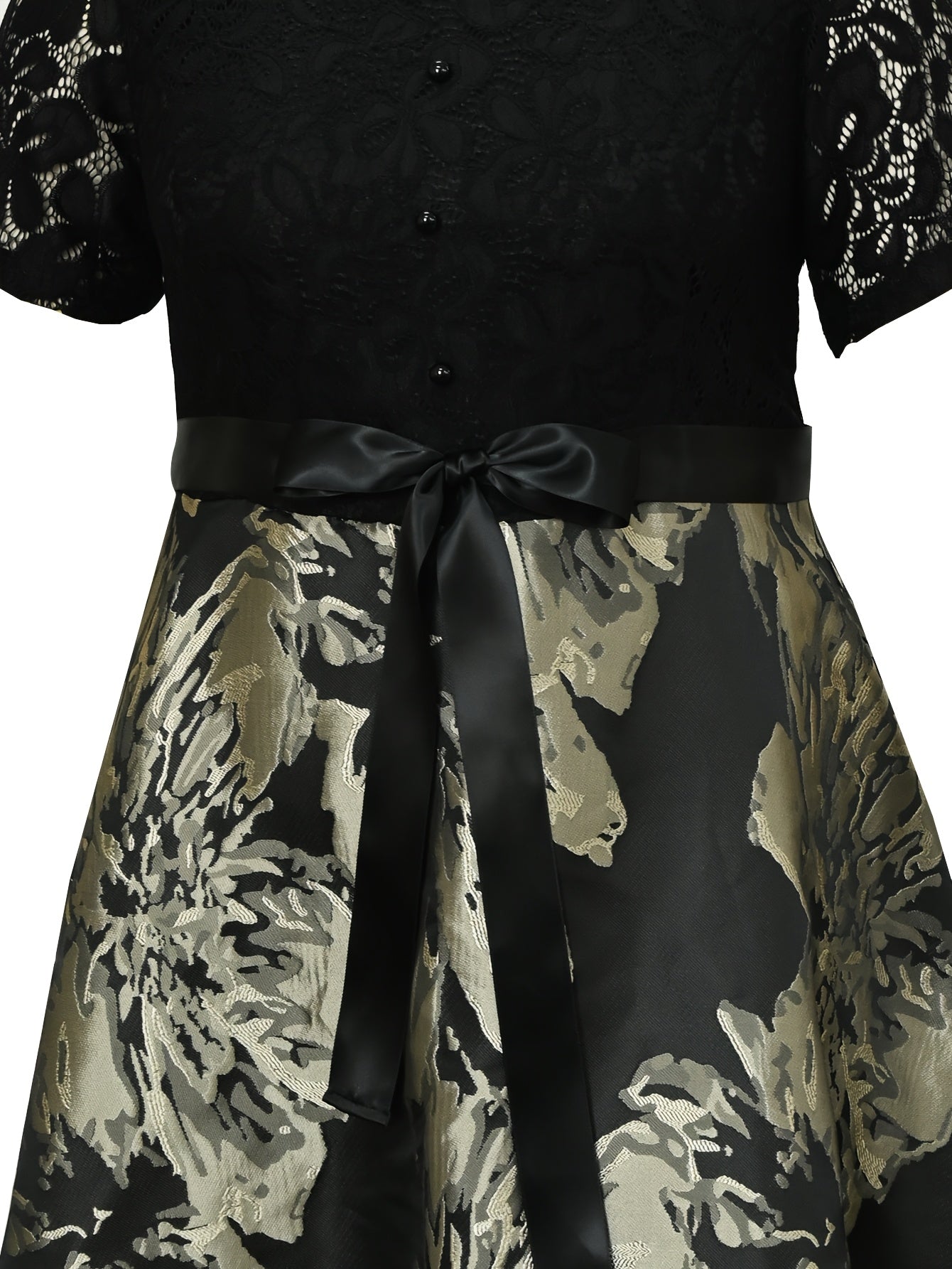 Robe mi-longue élégante manches courtes, col en V, grande taille pour femme