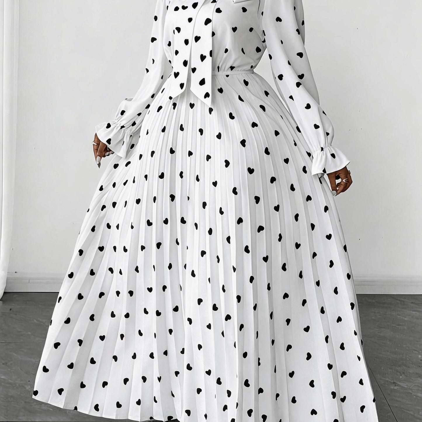 Robe A-Line à Manches Longues Tendance pour Femmes, Grande Taille, avec un Imprimé Style Princesse et un Col Montant