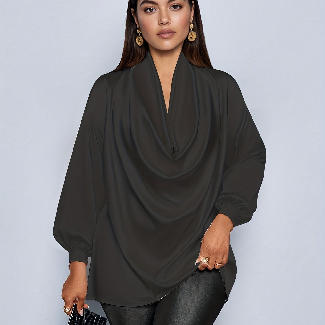 Longue tunique , col drapé en satin. Grande taille