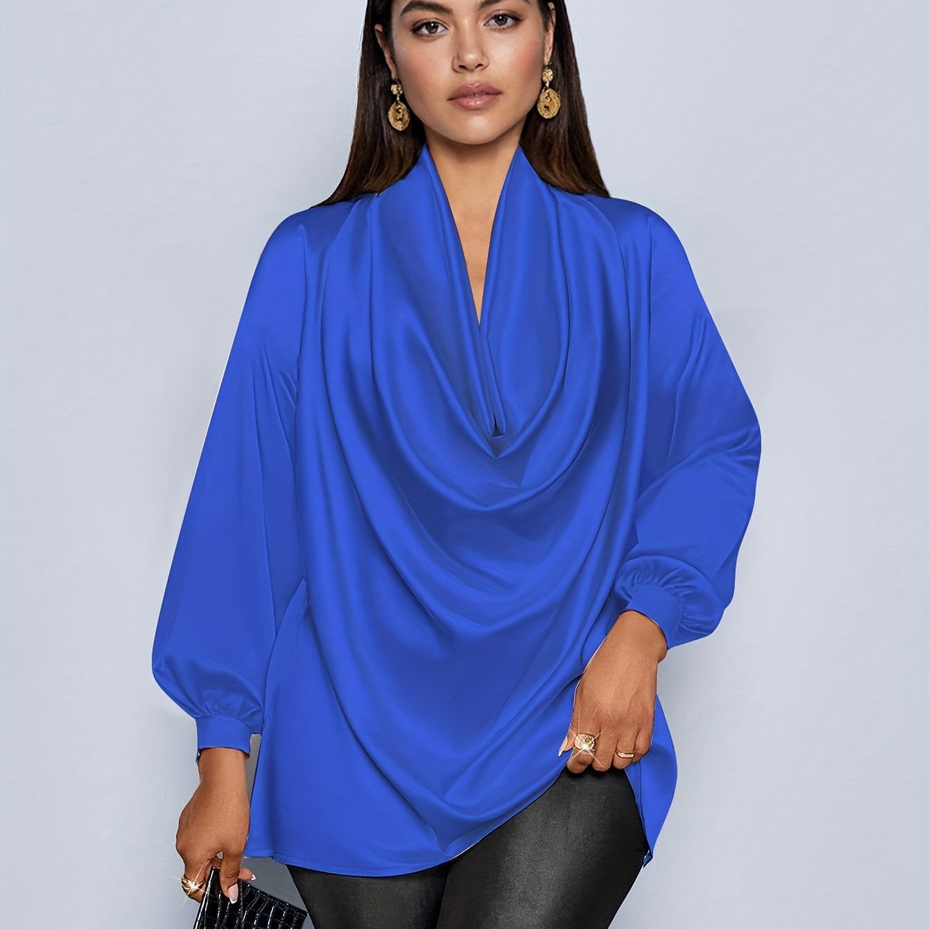 Longue tunique , col drapé en satin. Grande taille