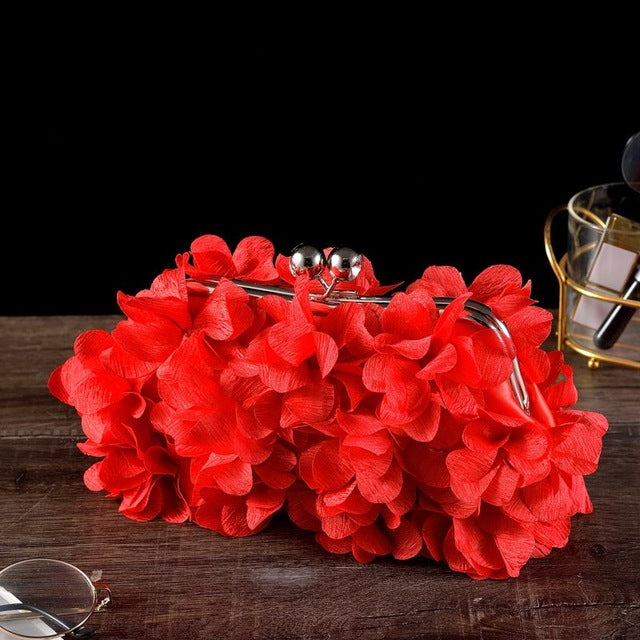 Pochettes en pétales de fleur